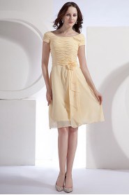 Chiffon Round Neckline Short A-line Dress with Hand-made Flower