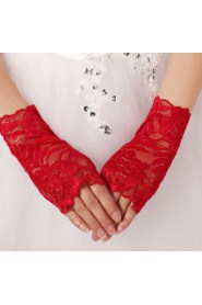 Lace Fingerless Wrist Length Wedding Gloves