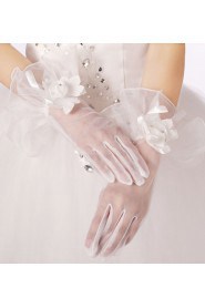Tulle Fingertips Wrist Length Wedding Gloves With Flower