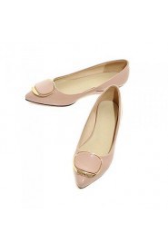Women's Shoes Patent Leather Flat Heel Ballerina / Pointed Toe Flats Office & Career / Dress / Pink / White / Beige
