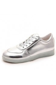Women's Shoes Leatherette Flat Heel Round Toe Fashion Sneakers Outdoor / Casual / Athletic Silver / Gold