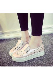 Women's Shoes Leatherette Flat Heel Comfort Loafers Outdoor / Athletic / Casual Pink / White