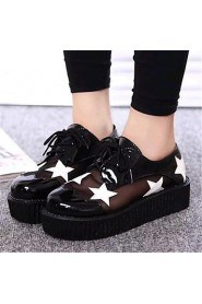 Women's Shoes Leatherette Platform Comfort Fashion Sneakers Outdoor / Casual Black / White