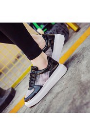 Women's Shoes Minnetonka Patent Leather / Tulle Platform Comfort Fashion Sneakers Outdoor / Athletic / Casual