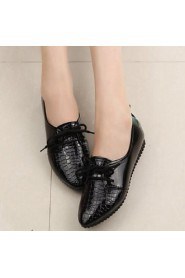 Women's Shoses Flat Heel Lace Up Comfort / Pointed Toe Fashion Sneakers Office & Career / Casual