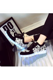 Women's Shoes Leatherette Flat Heel Round Toe Fashion Sneakers Outdoor / Casual / Athletic Black / Red