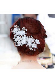 Women Pearl/Alloy Flowers With Pearl Wedding/Party Headpiece