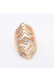 Exaggerated Fashion Diamond Ring Hollow
