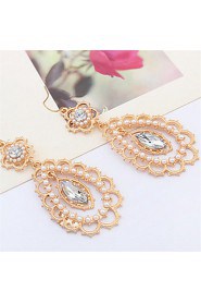 Small Pearl Earrings Elegant Petals