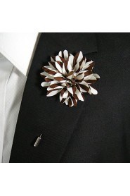 Men's Casual Brown And White Silk Goods Brooch