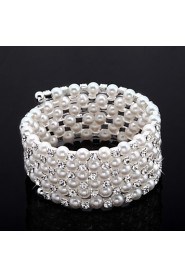 Exquisite Ladies' Rhinestone Strand/Tennis Bracelet In White Pearl