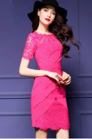 Lace Sheath / Column Knee-length Short Sleeve Scoop Lace Mother of the Bride Dress