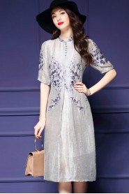 Knee-length Short Sleeve High Neck Embroidery Mother of the Bride Dress