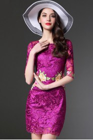 Knee-length Half Sleeve Scoop Embroidery Mother of the Bride Dress