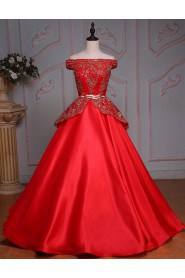 Ball Gown Off-the-shoulder Satin Prom / Formal Evening Dress with Beading