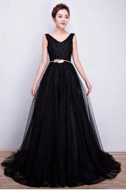 A-line V-neck Prom / Evening Dress with Embroidery