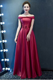 A-line Off-the-shoulder Floor-length Prom / Evening Dress with Embroidery