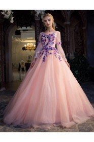 Ball Gown Bateau Prom / Evening Dress with Embroidery