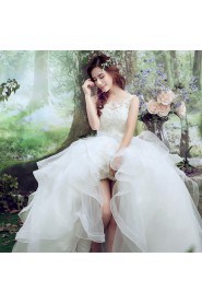 Ball Gown Scoop Sleeveless Wedding Dress with Flower(s)