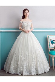 Ball Gown Off-the-shoulder Half Sleeve Wedding Dress with Pearl