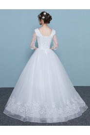 Ball Gown V-neck 3/4 Length Sleeve Wedding Dress with Sequins