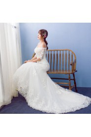 Trumpet / Mermaid Off-the-shoulder Half Sleeve Wedding Dress with Pearl