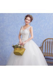Ball Gown V-neck Sleeveless Wedding Dress with Crystal