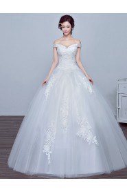 Ball Gown Off-the-shoulder Sleeveless Wedding Dress with Flower(s)