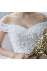 Ball Gown Off-the-shoulder Wedding Dress with Flower(s)