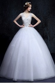 Ball Gown V-neck Organza Wedding Dress