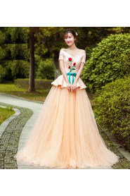 Ball Gown Off-the-shoulder Tulle,Satin Prom / Evening Dress