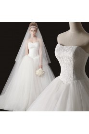Ball Gown Strapless Lace Wedding Dress