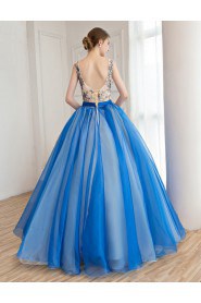 Ball Gown V-neck Evening / Prom Dress with Embroidery