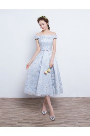 Ball Gown Off-the-shoulder Lace Evening / Prom Dress with Embroidery