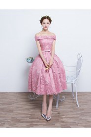 Ball Gown Off-the-shoulder Lace Evening / Prom Dress with Embroidery