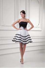 Organza Strapless Short Gown with Hand-made Flower