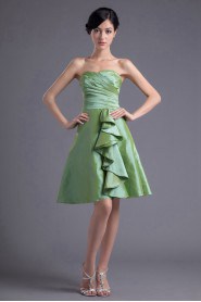 Taffeta Sweetheart Knee Length Dress