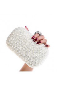 Women Metal Flap Clutch / Evening Bag White / Beige