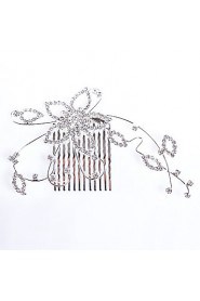 Fashion Alloy Hair Combs With Rhinestone Wedding/Party Headpiece
