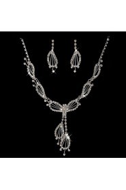 Jewelry Set Women's Anniversary / Wedding / Engagement / Gift / Party / Special Occasion Jewelry Sets Alloy / Rhinestone Rhinestone