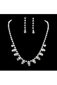 Jewelry Set Women's Anniversary / Wedding / Engagement / Birthday / Party / Special Occasion Jewelry Sets Alloy RhinestoneNecklaces /