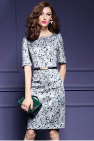 Sheath / Column Knee-length Half Sleeve Scoop Mother of the Bride Dress