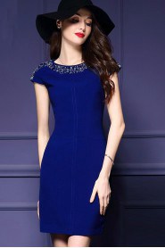 Knee-length Short Sleeve Scoop Beading Mother of the Bride Dress