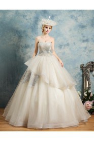 Ball Gown Strapless Tulle Wedding Dress