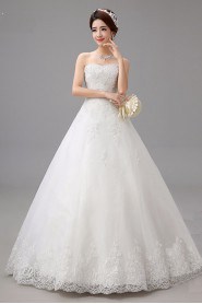 A-line Strapless Tulle Wedding Dress