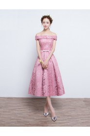 Ball Gown Off-the-shoulder Lace Evening / Prom Dress with Embroidery