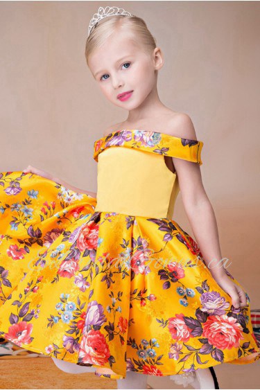 Off-the-shoulder A-line Satin Flower Girl Dress